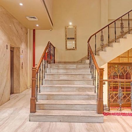 Oyo Townhouse 934 L'Elegant Hotel & Banquetby Ace Manor Ghaziabad Zewnętrze zdjęcie