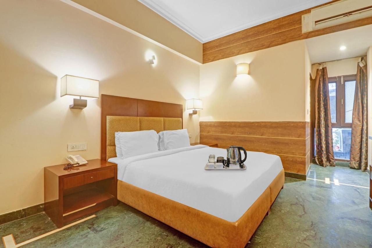 Oyo Townhouse 934 L'Elegant Hotel & Banquetby Ace Manor Ghaziabad Zewnętrze zdjęcie