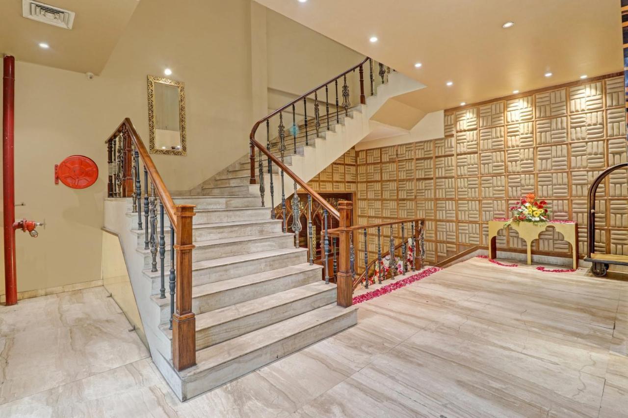 Oyo Townhouse 934 L'Elegant Hotel & Banquetby Ace Manor Ghaziabad Zewnętrze zdjęcie